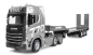 Preview: 22809 Scania 770 S Zugmaschine + Tieflader-Sattelauflieger 6x4 1:24 RTR siber