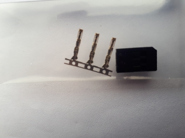 60076 Servostecker Bausatz Futaba