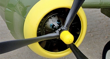 207054 B-17 Flying Fortress EPO 1875 mm grün PNP