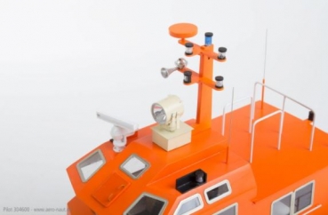 304600 PILOT Lotsenboot 1:25/715mm Bausatz