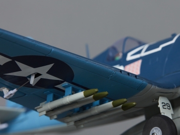 DB001PB DERBEE F4U-Corsair 75cm PNP blau Warbird