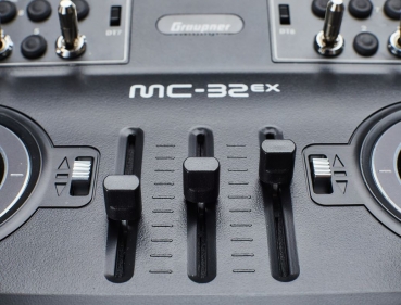 33040 Graupner mc-32ex Sender - HoTT 2.4GHz Fernsteuerung 32 Kanal