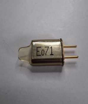 16-3071 Empfänger-Quarz FM 35 MHz Kanal 71