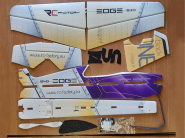 16218 Edge 540 V3 (purple) / 1000 mm