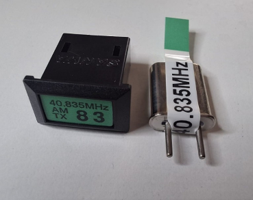 13842 Quarzpaar Kanal 83/AM 40MHz SANWA