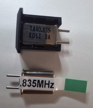 13842 Quarzpaar Kanal 83/AM 40MHz SANWA