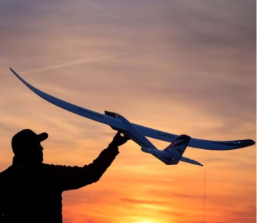 EFL36500 NIGHT-RADIANv2 2m BNF Basic smartSAFE