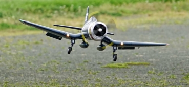 MD10048 Arrows F4U Corsair 1100mm Elektromotor Warbird PNP