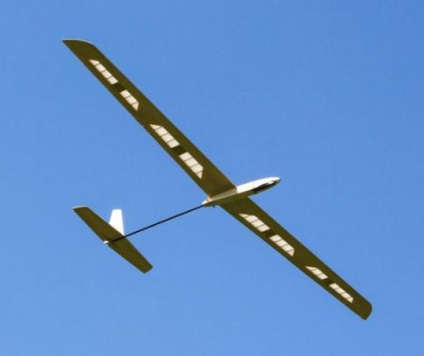 132600 HELIOS Elektrosegler 2,54mtr. Bausatz