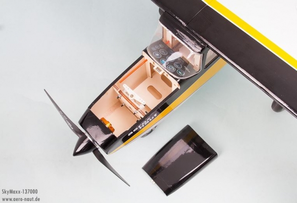 137000 SkyMAXX Trainermodell 1,55m Laserkit