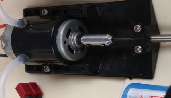 26071 Speedboot BLADE-MONO 67cm / max. 40km/h