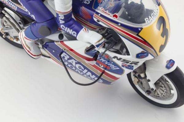 34932B Motorrad HangingOn-Racer HONDA NSR KIT 1991
