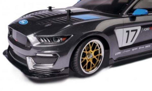 500900163 Reifen/F. 1:10/Road gold/chrome 4 Stück