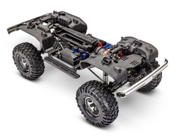 TRX92056-4 Chevrolet K10 High Trail schwarz oder rot