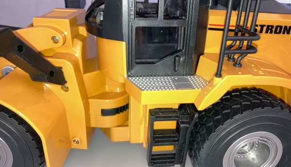 22517 SCALE RADLADER 1:24, 2,4GHZ RTR