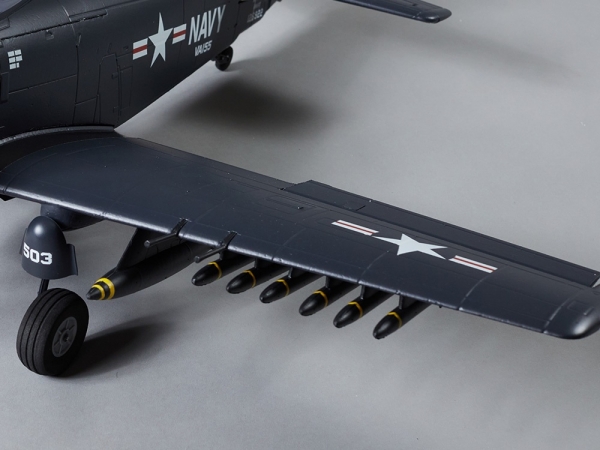 DB005PB DERBEE A1-Skyraider 80cm PNP blau Warbird
