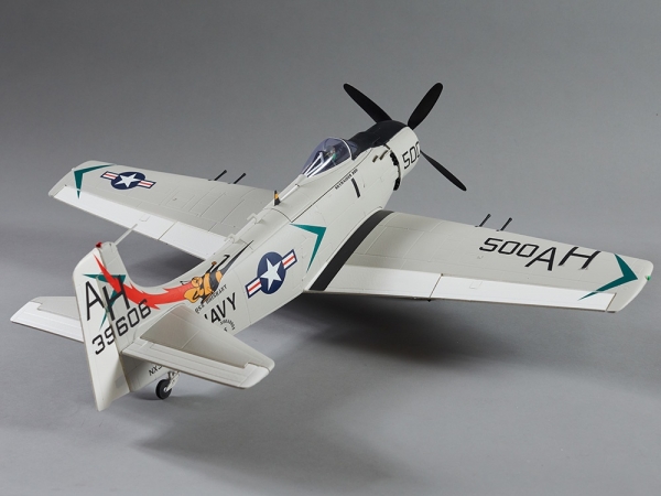 DB006PG DERBEE A1-Skyraider 80cm PNP grau Warbird
