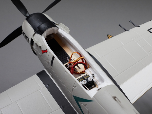 DB006PG DERBEE A1-Skyraider 80cm PNP grau Warbird