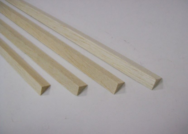 Balsa-Dreikantleiste 12x12mm 1m