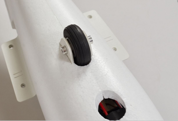 DBASW17200 DERBEE ASW-28 Elektrosegler PNP - 200cm