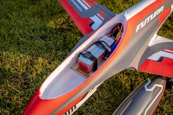 DPFMS112PV3 FMS Futura V3 Jet EDF 80 PNP - 106 cm