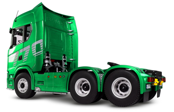 22741 Scania 770 S Zugmaschine 6x6 1:14 RTR grün