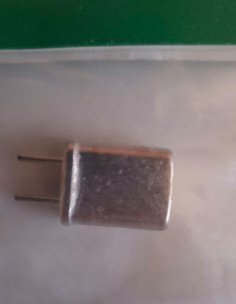 F101083 Sender-Quarz AM 40 MHz Kanal 83