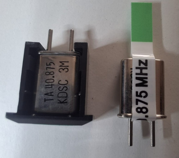 13844 Quarzpaar Kanal 85/AM 40MHz SANWA