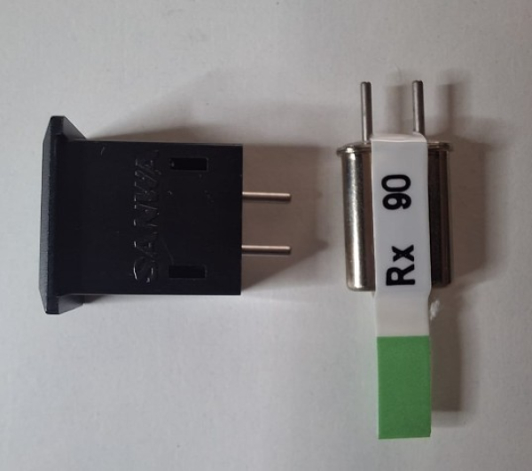 13841 Quarzpaar Kanal 82/AM 40MHz SANWA