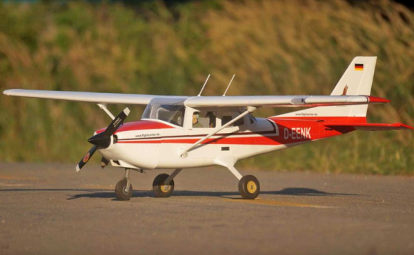 18009 Cessna 172 / 1740 mm