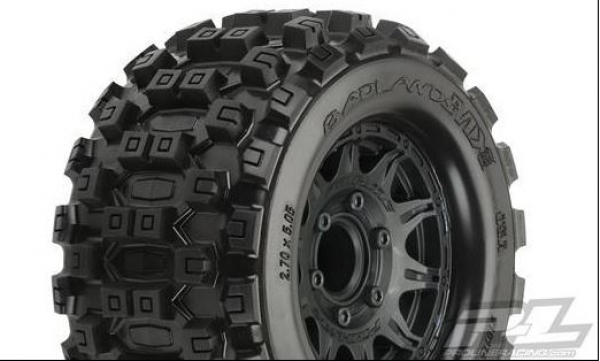 PRO10125-10 Reifen/F. 1:10/MT PL-Badlands