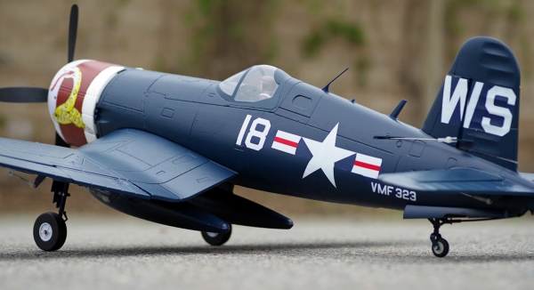 MD10048 Arrows F4U Corsair 1100mm Elektromotor Warbird PNP