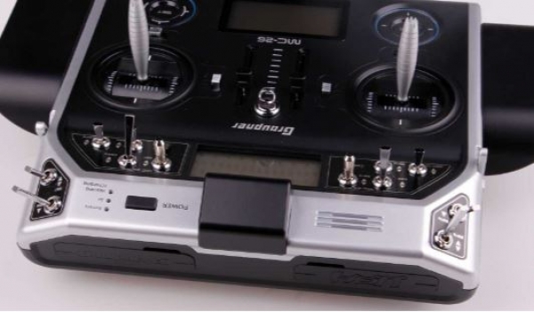 S1036.77 HoTT mc-26 16-Kanal Sender