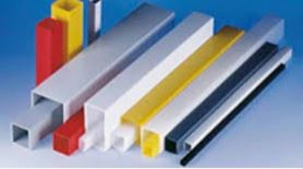 31933 Kunststoff-Rohr (Flachrohr) vierkant 6,0/3,0  - 1 mtr.