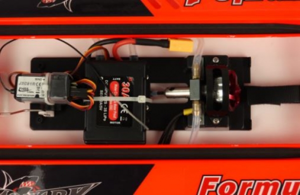 26075 MAD-SHARK/V2 F1-Rennkatamaran BL RTR