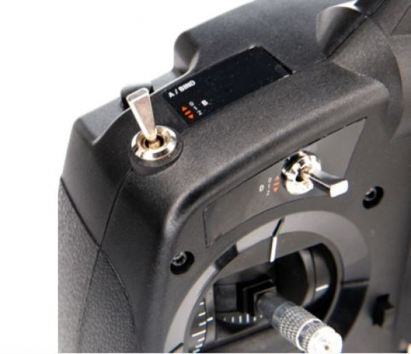 SPMR1010 SPEKTRUM DXS 4/7-Kanal Sender
